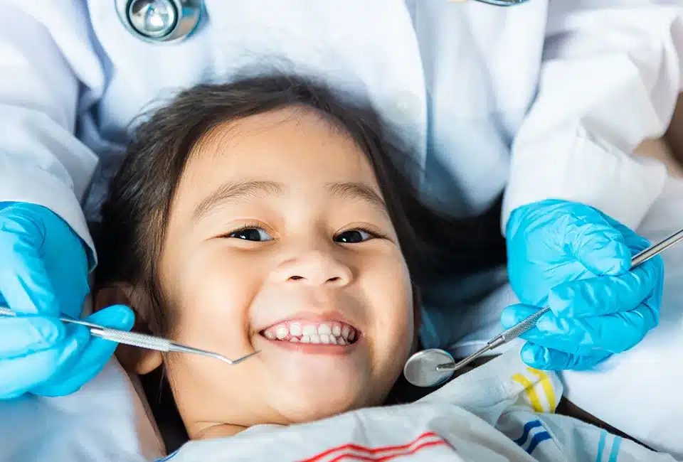 Kids Dental Care Guide: When Should Your Child First Visit a Dentist